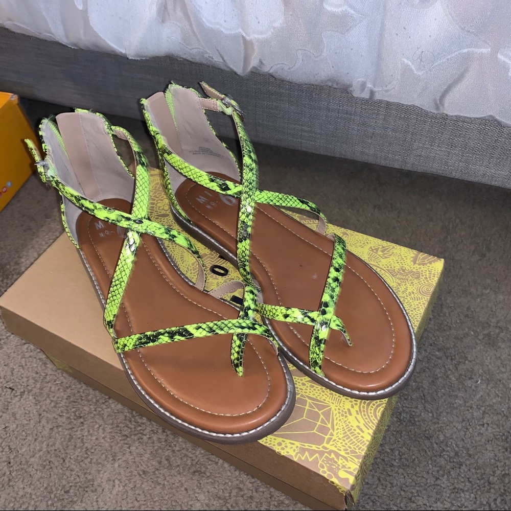 Only worn once!! Snake skin sandals!!